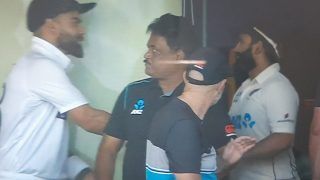 IND vs NZ, 2nd Test: खुद Ajaz Patel को बधाई देने पहुंचे Virat Kohli, जीत लिया विपक्षी टीम का दिल